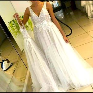 Wedding dress NWT